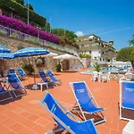 Sant'anna Apart-hotel 3*