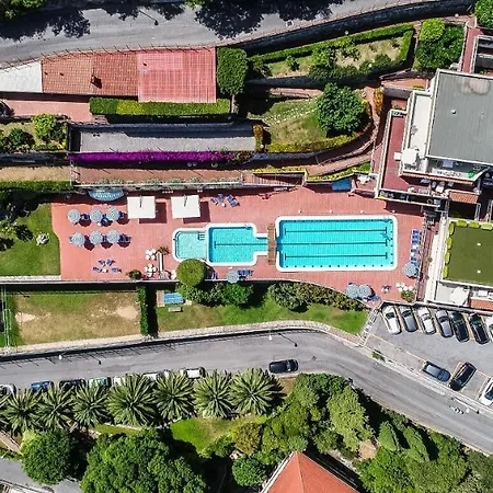 Appart hôtel Sant'anna 3*