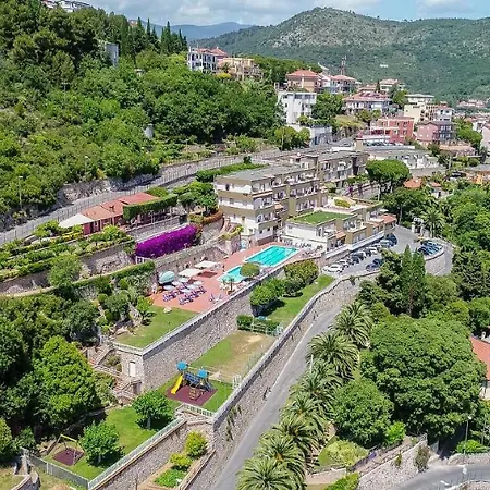 Residence Sant'Anna 3* Pietra Ligure