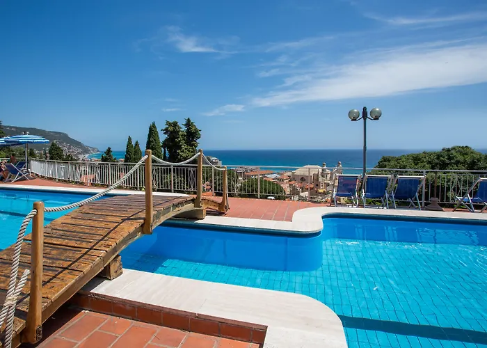 Residence Sant'Anna 3* Pietra Ligure