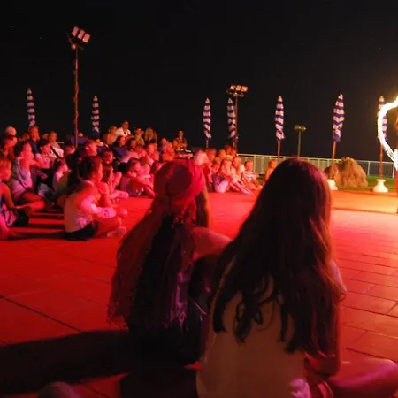 Sant'anna アパートホテル