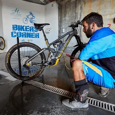 Sant'anna Aparthotel 3*